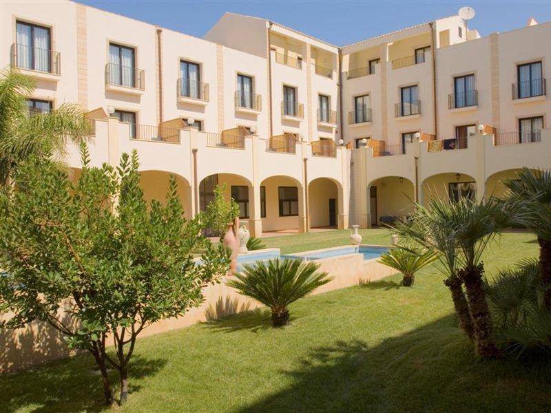 Mahara Hotel & Wellness Mazara del Vallo Exteriör bild