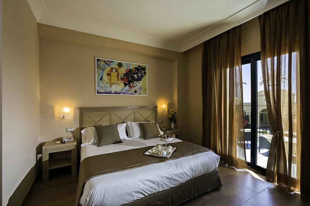 Mahara Hotel & Wellness Mazara del Vallo Exteriör bild